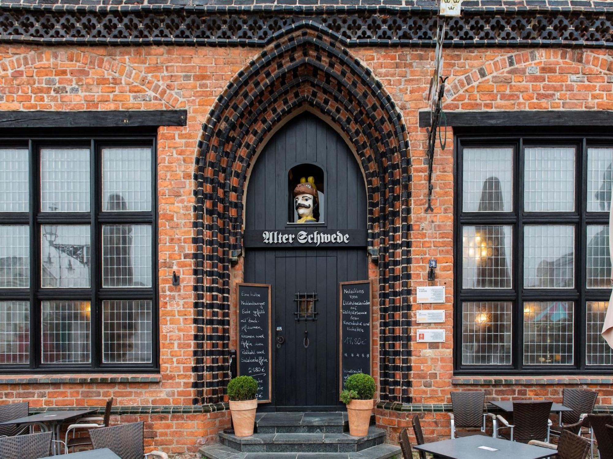 Comfortable Apartment In Wismar Mecklenburg With Fireplace Экстерьер фото